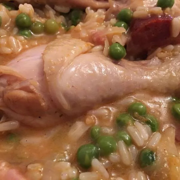 Poulet au riz (frango com arroz)