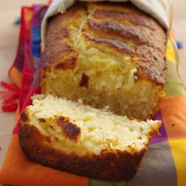 L'Antillais (cake à l'ananas, noix de coco et rhum)