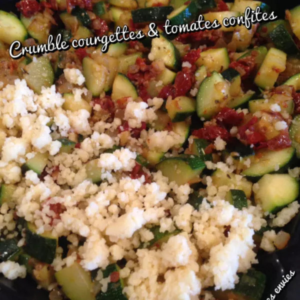 Crumble de courgettes et tomates confites