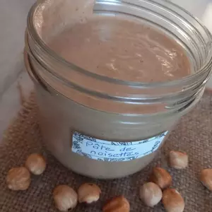 Pâte de noisettes