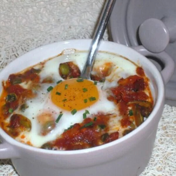 Oeufs Cocotte Chorizo Parmesan