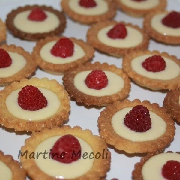 Mini tartelettes vanille framboises