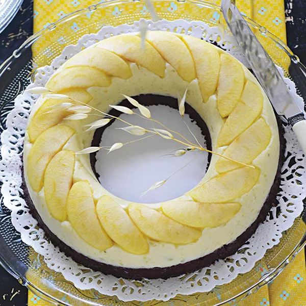 Couronne de boudin noir aux épices et purée de pommes de terre aux pommes