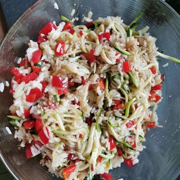 salade de riz poivron et courgette