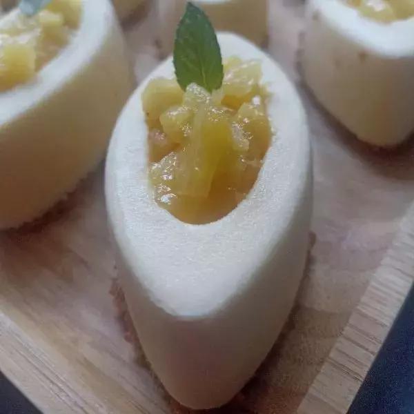 Panna cotta ananas, fruits de la passion