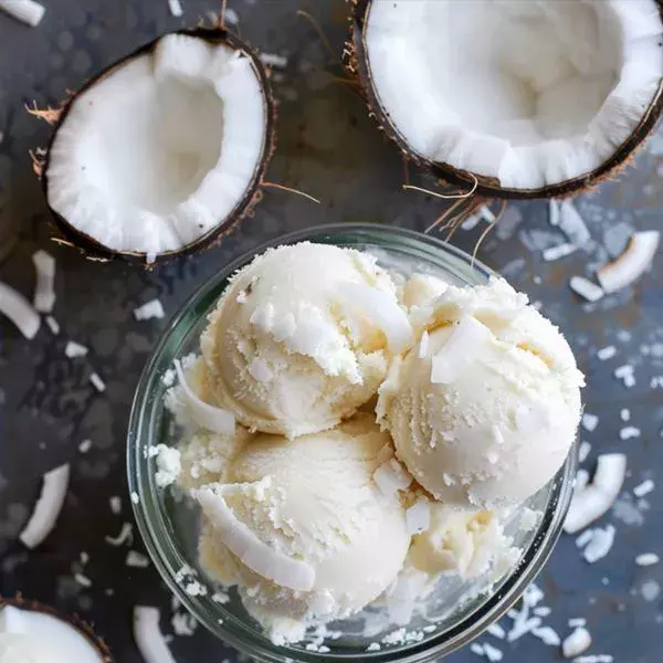 Crème glacée à la noix de coco