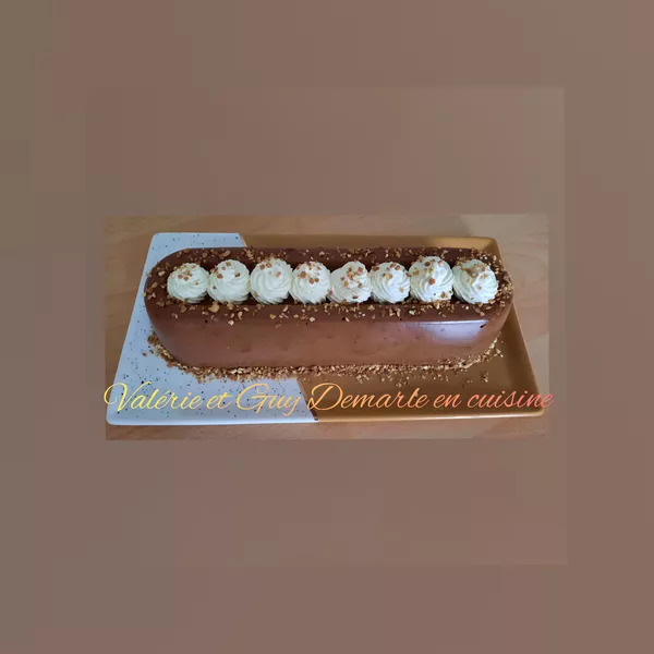 Cassate chocolatée avec sa chantilly à la pistache