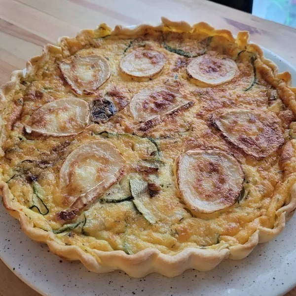 Quiche Cougettes, Chèvre et Flocons de saveur Espelette