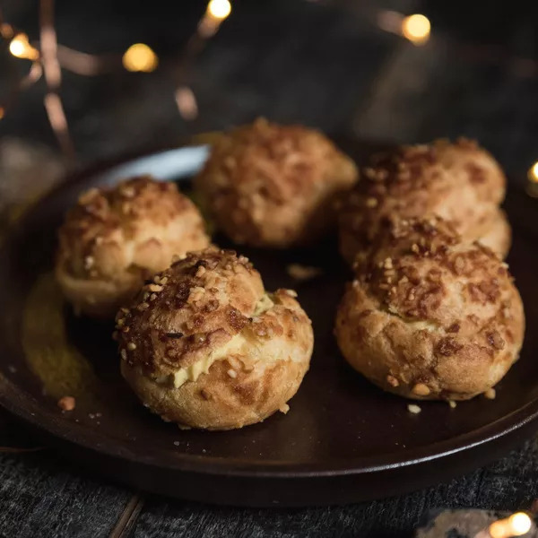 Choux fourrés à la mousse de foie gras