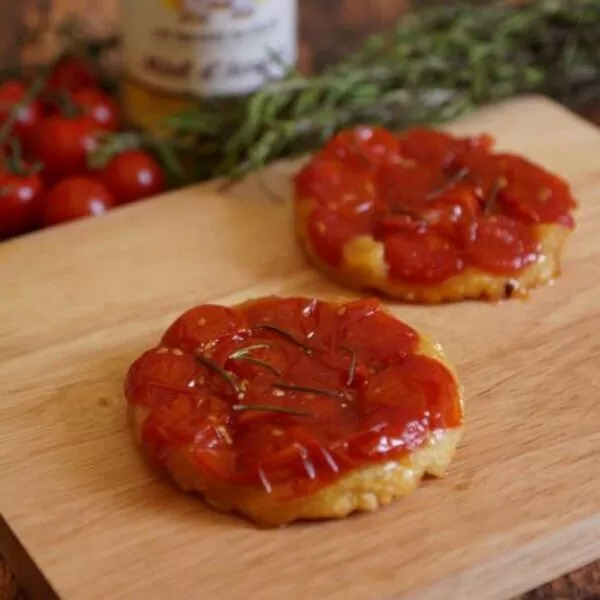 Tatin de tomates miel et romarin