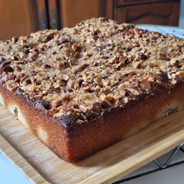 Carré moelleux aux figues,  miel et amandes 