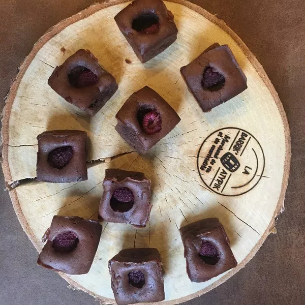 cubes légers au chocolat et fruits rouges