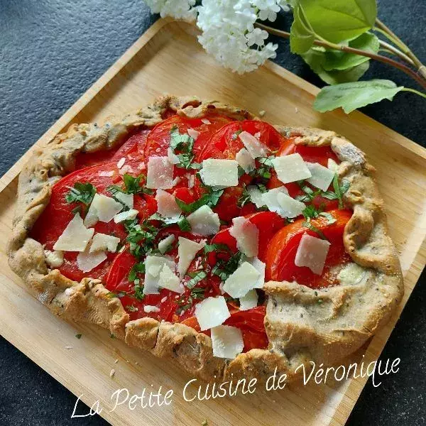 Tarte rustique tomates basilic