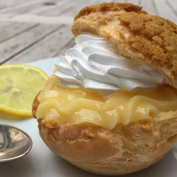 Choux façon tarte au citron et son craquelin