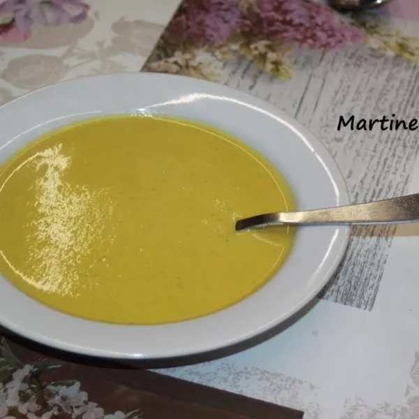 Soupe de légumes veloutée