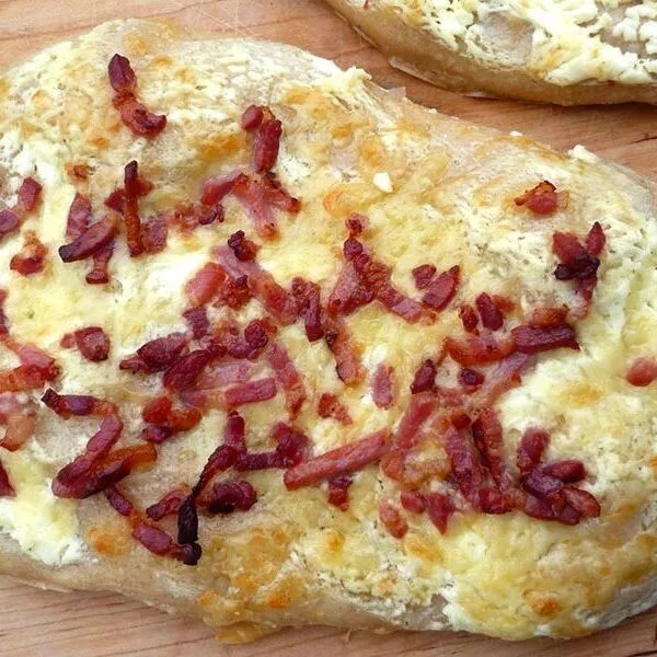 Fougasse Chèvre Lardon 