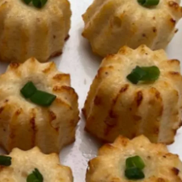 Mini-cannelés au chou-fleur