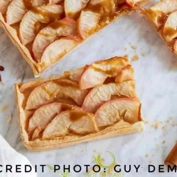 Tarte fine aux pommes et caramel