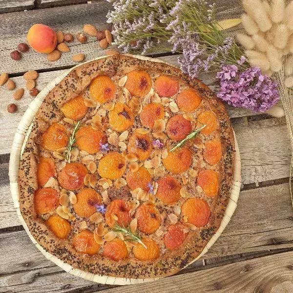 Tarte rustique aux abricots