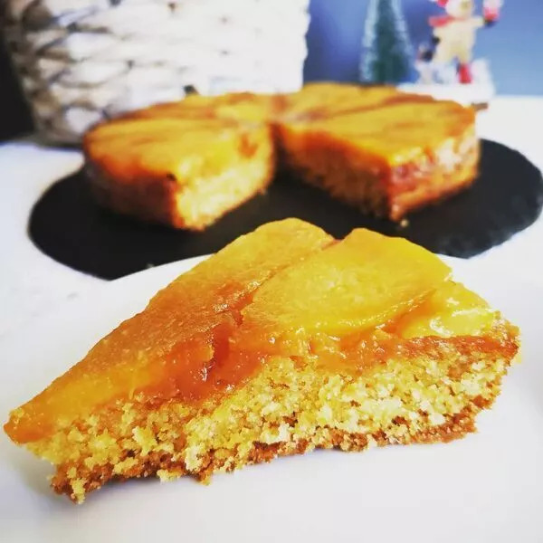 Gâteau renversé aux poires