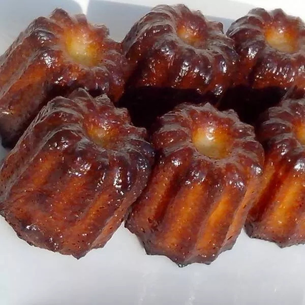 Cannelés Bordelais light...