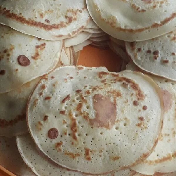 Pâte à crêpes (pour environ 60 minis-crêpes )