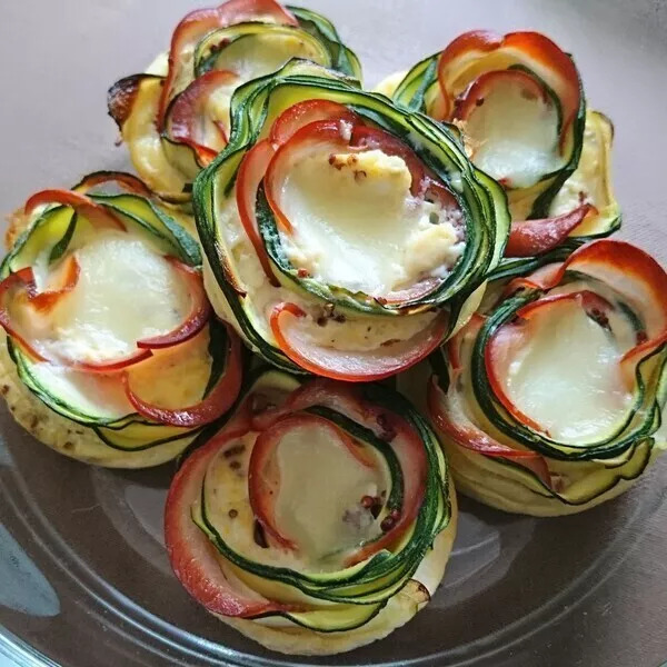 Tourbillons de courgettes au jambon fumé