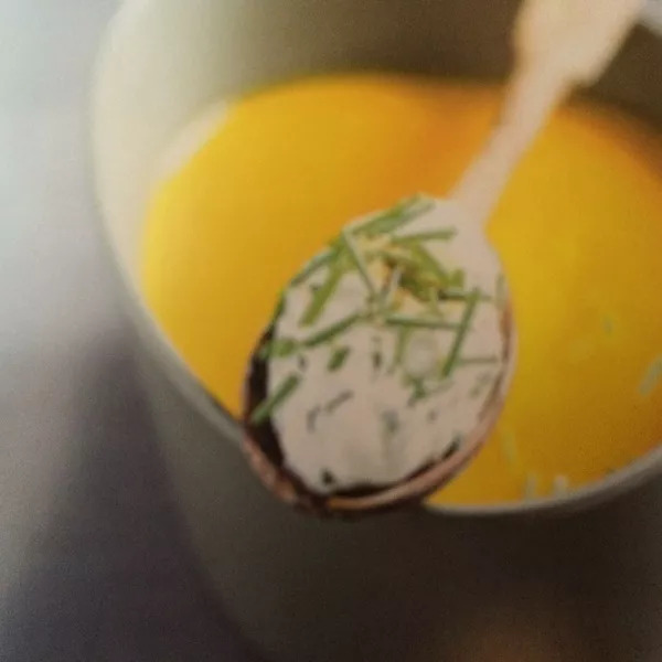 Velouté de carottes, cumin, fromage frais