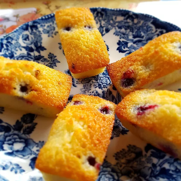 Financiers au cassis