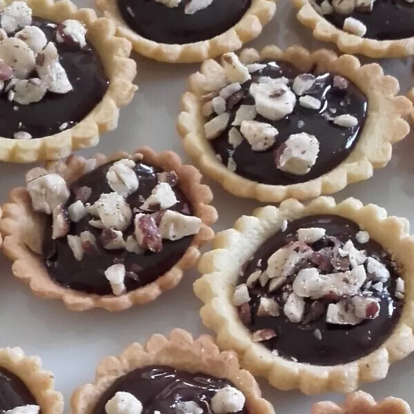 Mini tartelettes au chocolat et au praliné