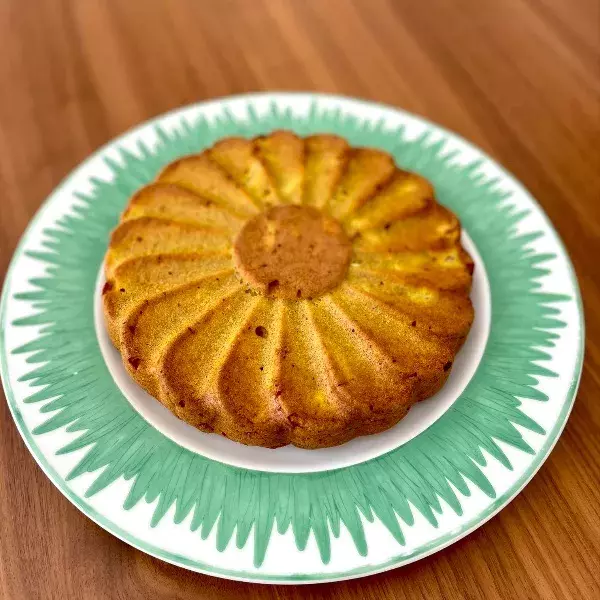 Cake à la carotte et au bacon