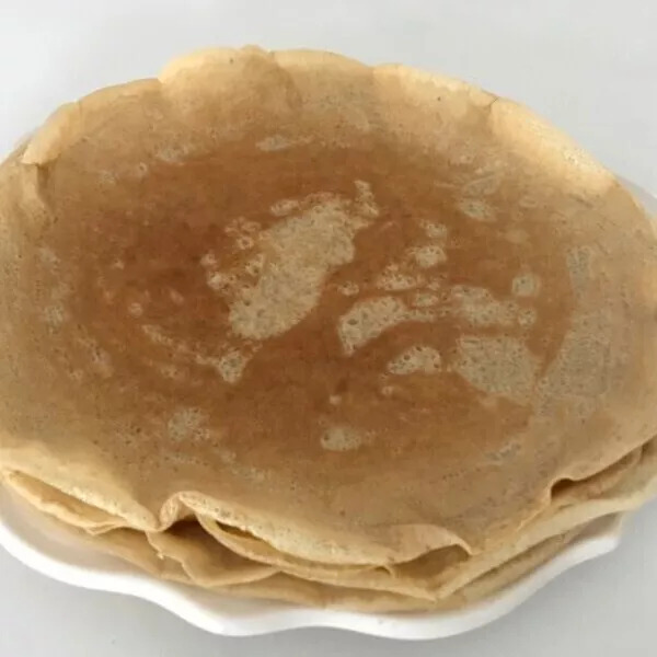 Crêpes au petit épeautre sans lactose et IG bas - www.ellesibelle.com