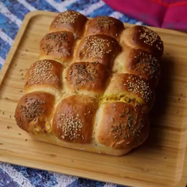 Buns au poulet à l'indienne