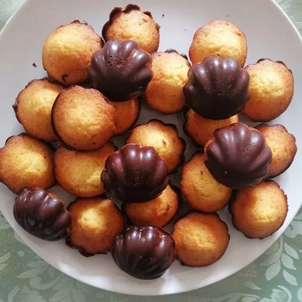 Madeleines coques chocolat 