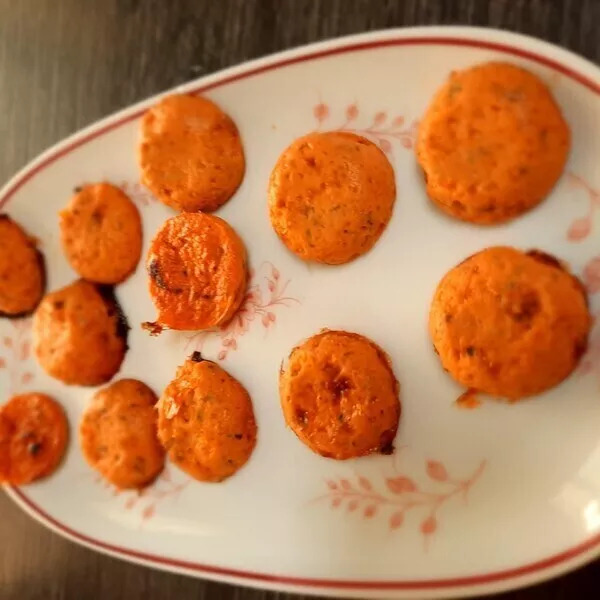 Petit fours tomates épicées