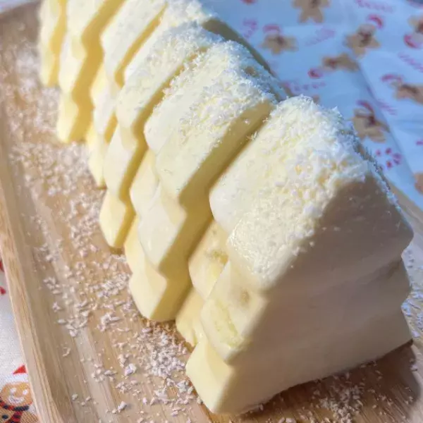 Bûche ananas coco