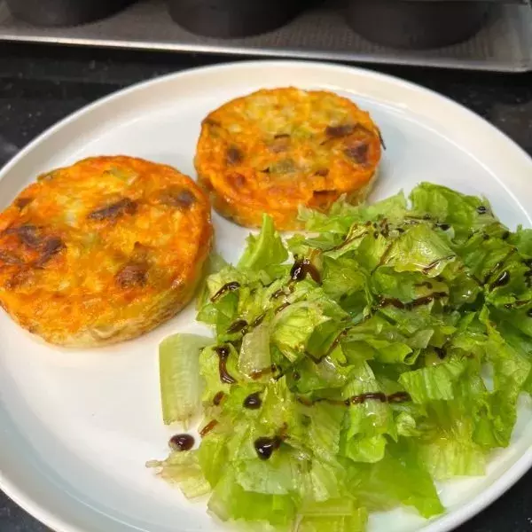 QUICHES INDIVIDUELLES SANS PATES POIREAUX CHORIZO