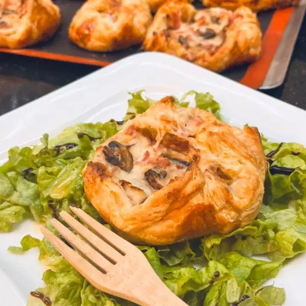 PETITS PANIERS JAMBON CHAMPIGNONS