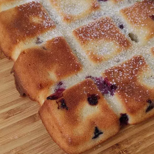 Gâteau au yaourt à la Grecque et fruits rouges 