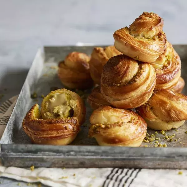 Petites babkas à la pistache