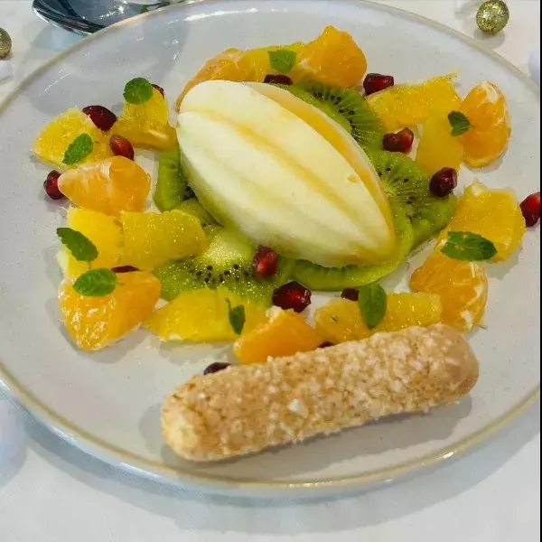 CABOSSES AGRUMES ET SALADE DE FRUITS EPICES