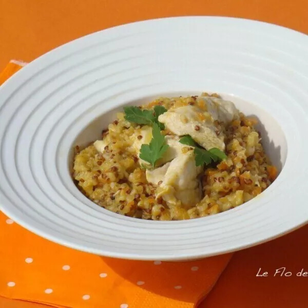 Mélange de quinoa, boulgour et carottes au poulet