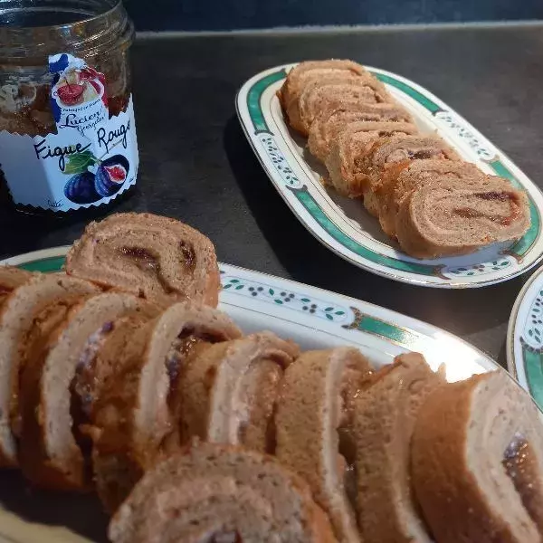 ROULE DE PAIN D'EPICES AU FOIE GRAS