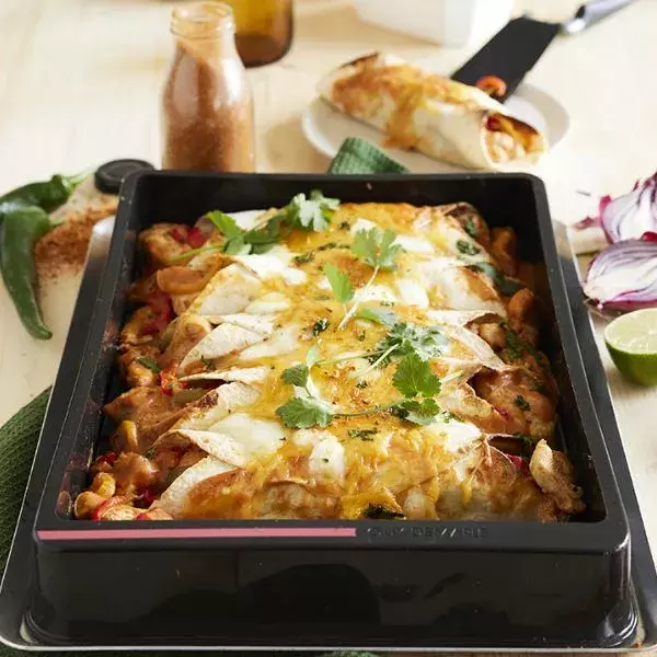 Enchiladas au poulet, poivrons et Cheddar