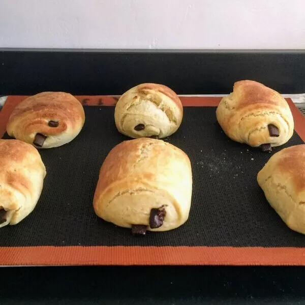 Pains au chocolat briochés