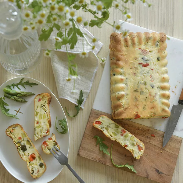 Clafoutis à l’asperge, courgette et féta