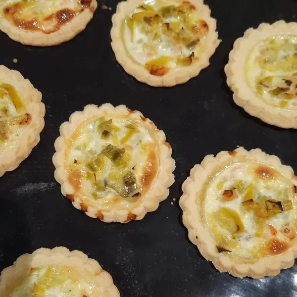 Mini-tartelettes poireaux et saumon