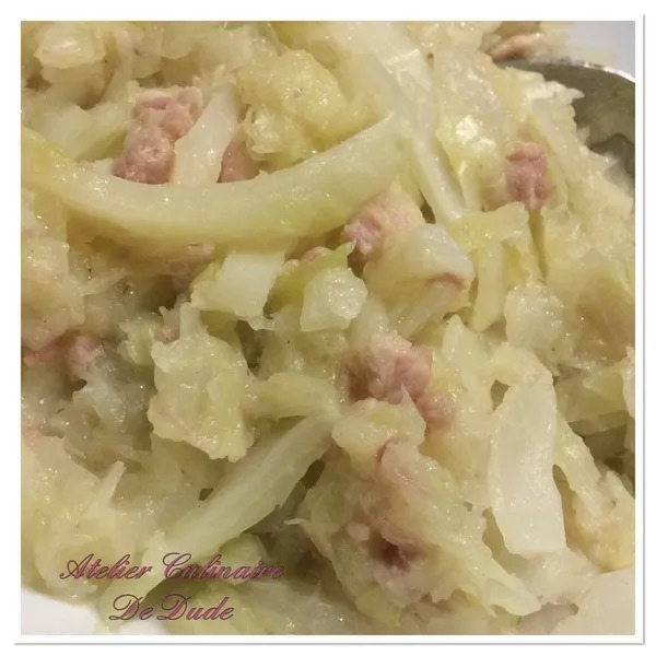 Chou blanc braisé aux lardons (Dude)