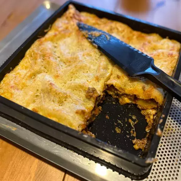 Lasagnes dans le moule carrée 