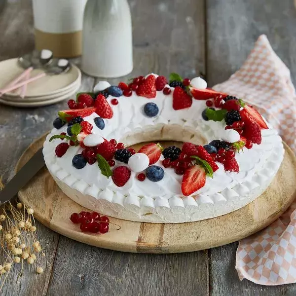 Pavlova aux fruits rouges 